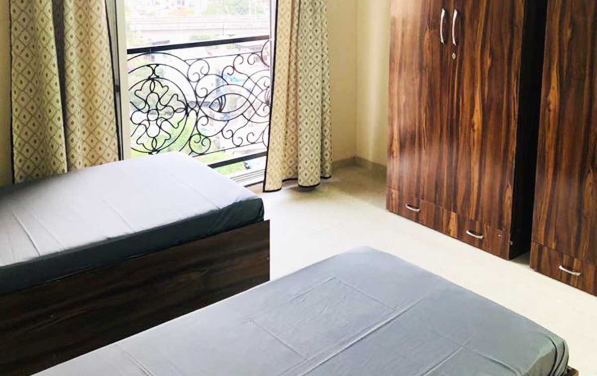 Pinaki Comforts - Andheri west